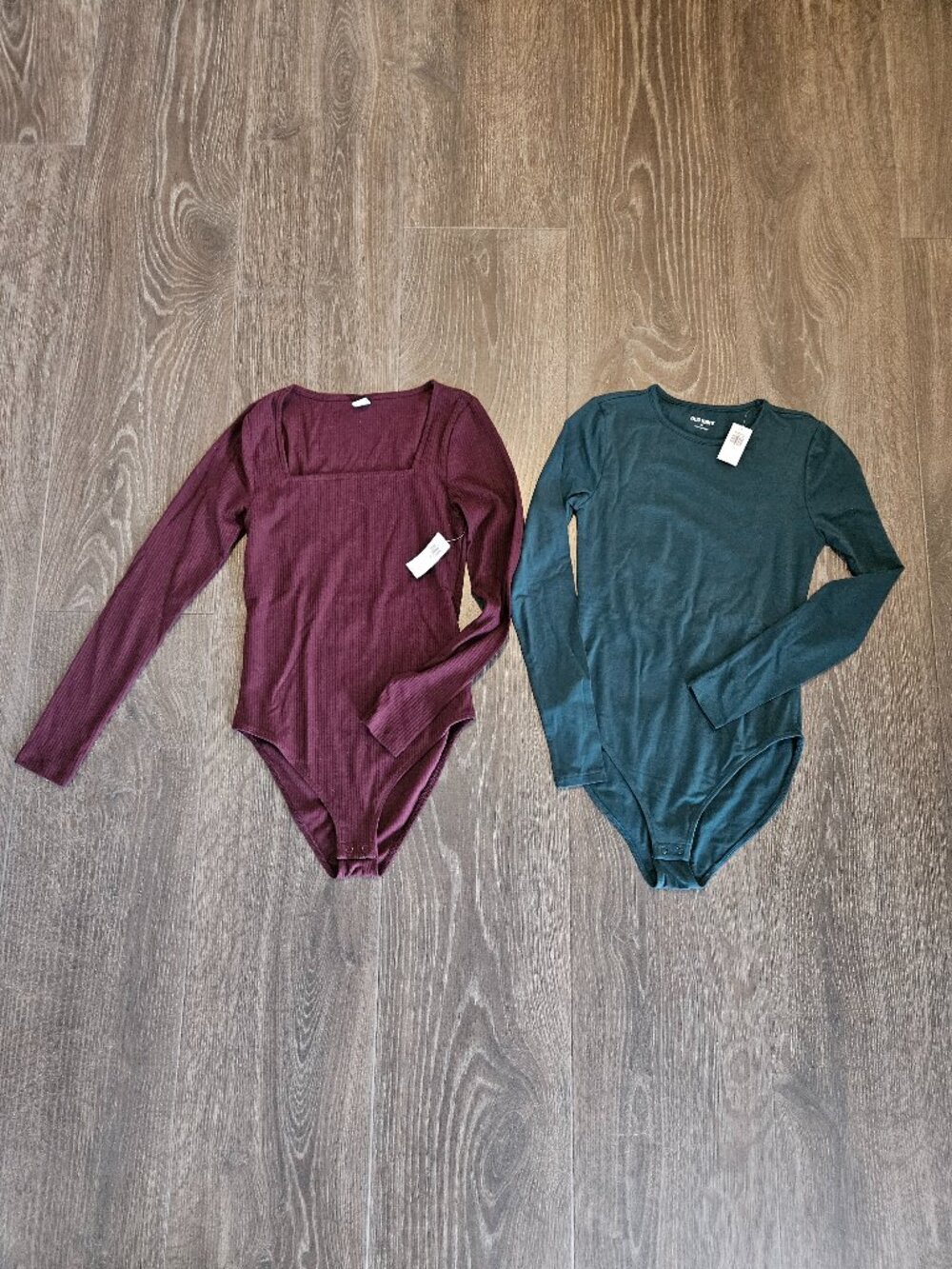 NWT! Old Navy Bodysuit Set of 2